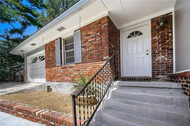 Foto del edificio - 1278 Fairhill Ln NE