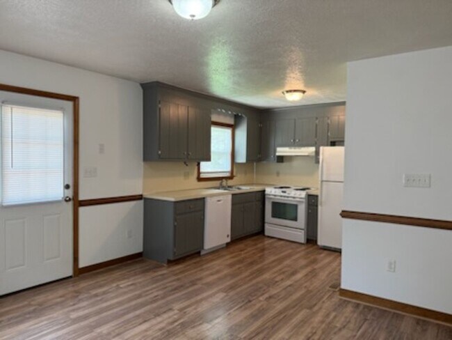 Foto del edificio - 3 Bedroom 2 Bath Rancher in Mechanicsville!