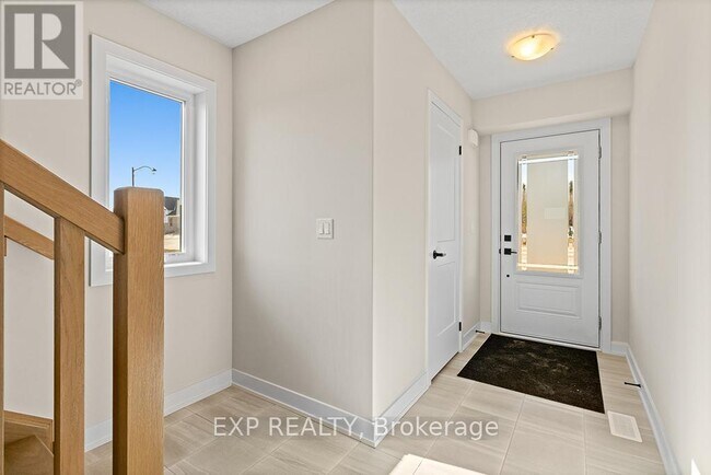 Building Photo - 131 Fitzgerald St