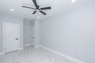 Building Photo - 6513 Avenue B
