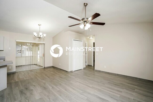 Foto del edificio - 3 Bedroom Pet-Friendly Home in Cape Coral, FL with Main Street Renewal