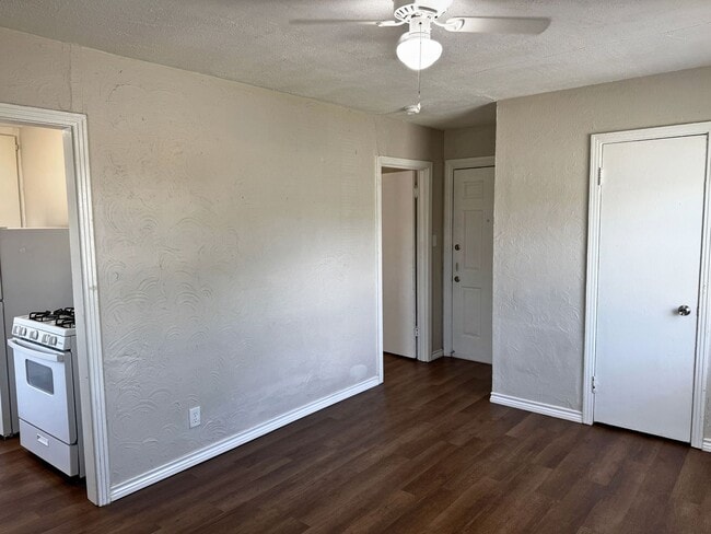 Building Photo - 1401 Fillmore St