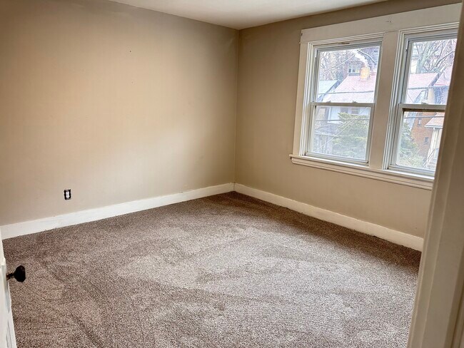 Foto del edificio - 1318 Franklin Ave