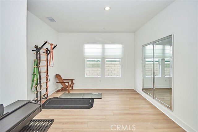 Building Photo - 27594 Juniper Ln