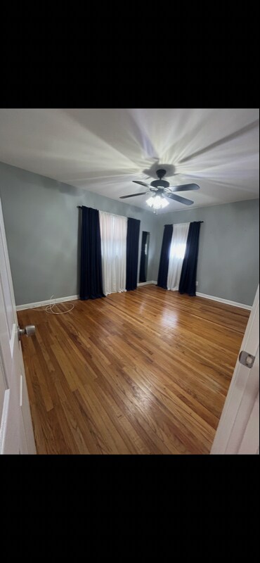 Foto del edificio - 9215 Crispin St