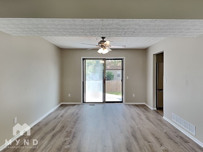 Building Photo - 888 Riggsby Rd