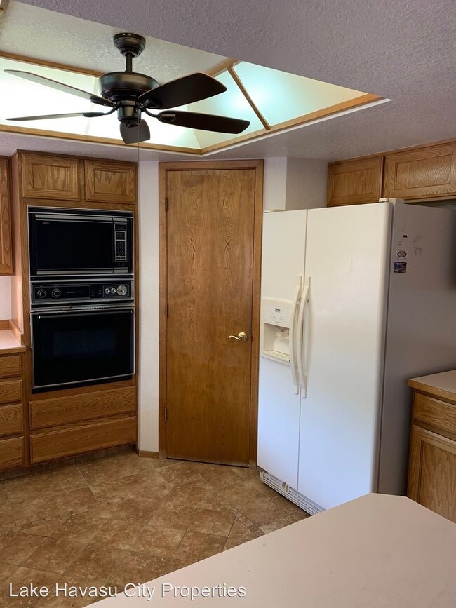 Foto del edificio - 3 br, 2 bath House - 4024 Cherry Tree Way
