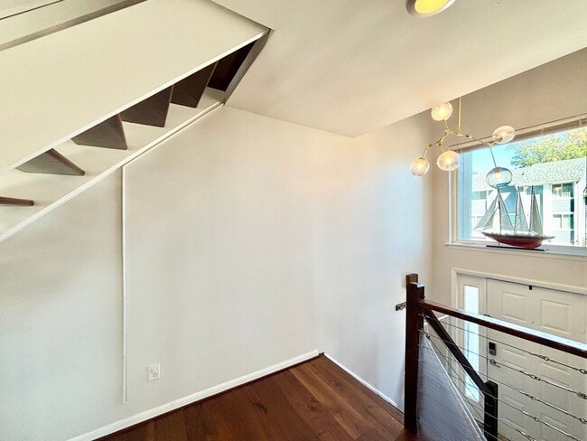 Foto del edificio - Stunning Virginia Beach Condo with Waterfr...