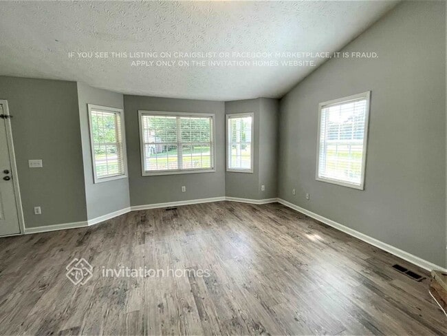 Building Photo - 41 Fairview Oak Pl