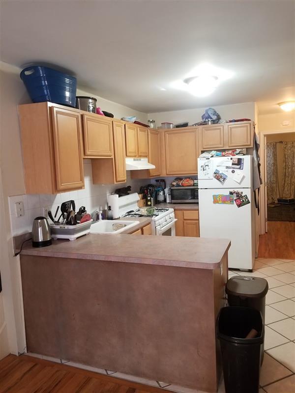Primary Photo - 639 Garden St
