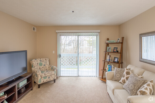 1HAB, 1BA - 624 ft² - New England Club Independent Senior Living