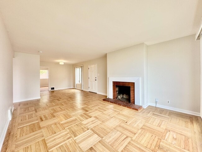 Foto del edificio - 31 Crestview Ave