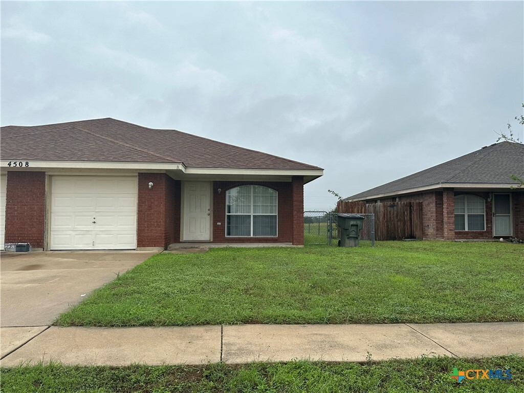 Primary Photo - 4508 Wade Dr