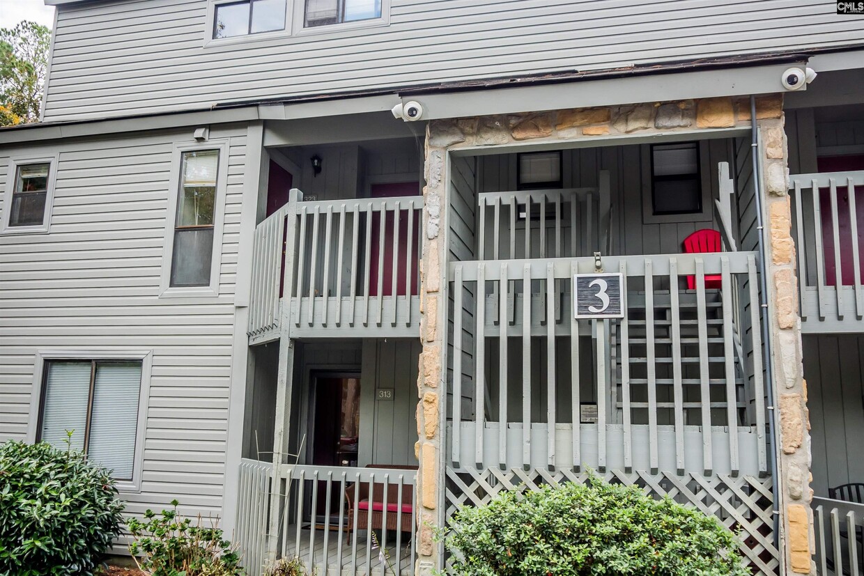 Primary Photo - 323 Harbison Blvd