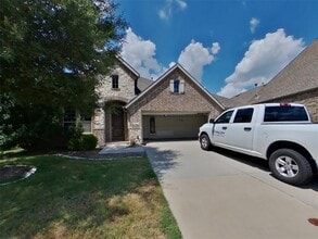 Building Photo - 5636 Grove Cove Dr
