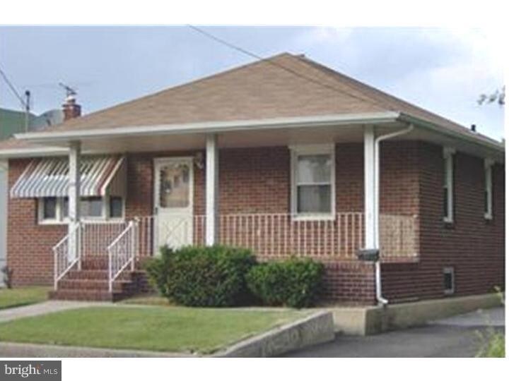 Foto principal - 199 E Main St