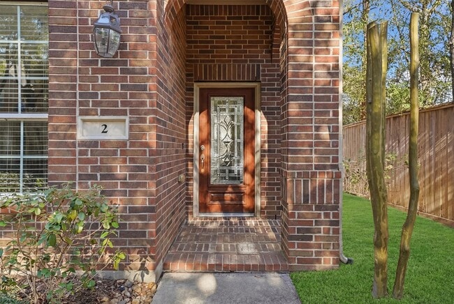 Building Photo - 2 Bettina Ln