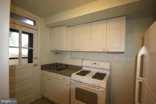 Foto del edificio - 717 S Alfred St