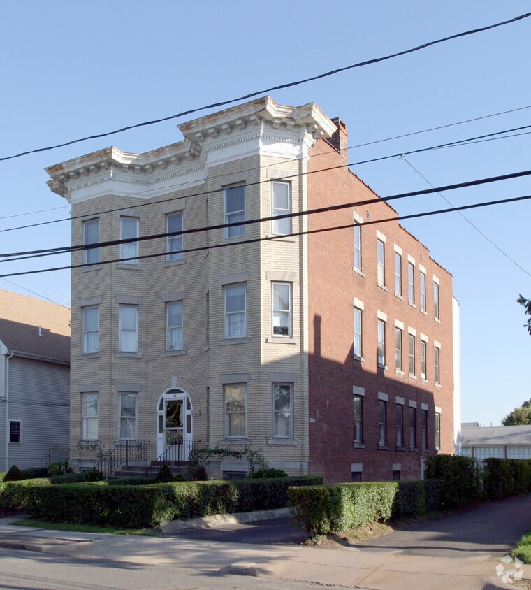 Building Photo - 25 Eaton St