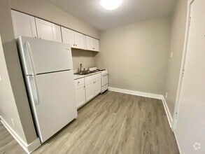 Building Photo - 1301 Hoffman Ave