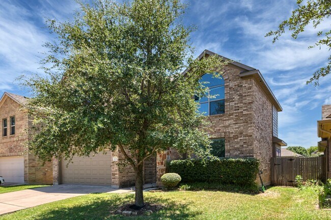 Foto del edificio - NEW -Beautiful two stories 4 Bed/2 Bath home in Fort Worth with large backyard and stainless stee...