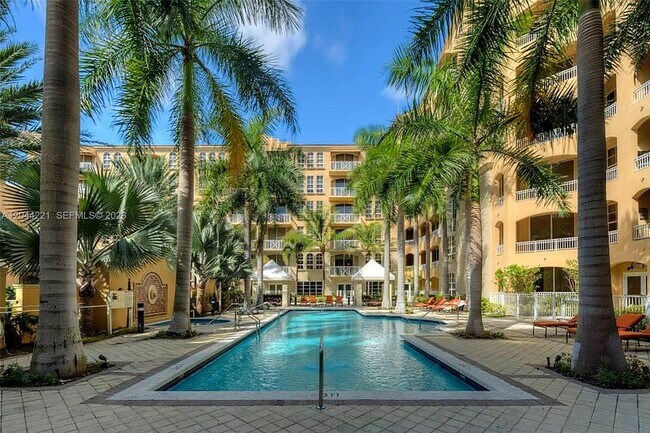 Foto del edificio - 3001 NE 185th St