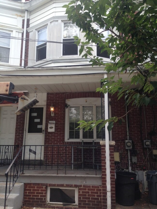 Building Photo - 181 Anderson St