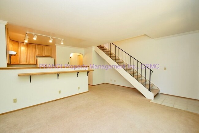 Building Photo - 31 Porteous Ave