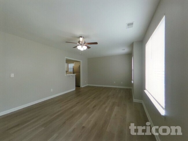 Foto del edificio - 262 Stonewood Dr