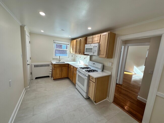 Foto del edificio - 170 Summit Ave