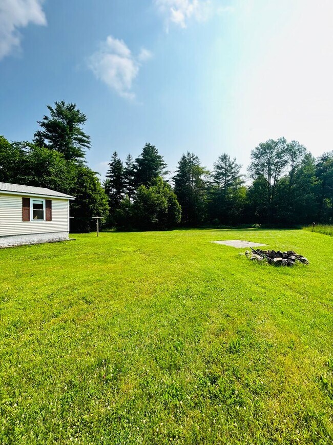 Foto del edificio - Country 3 Bed / 2 Bath Home for RENT