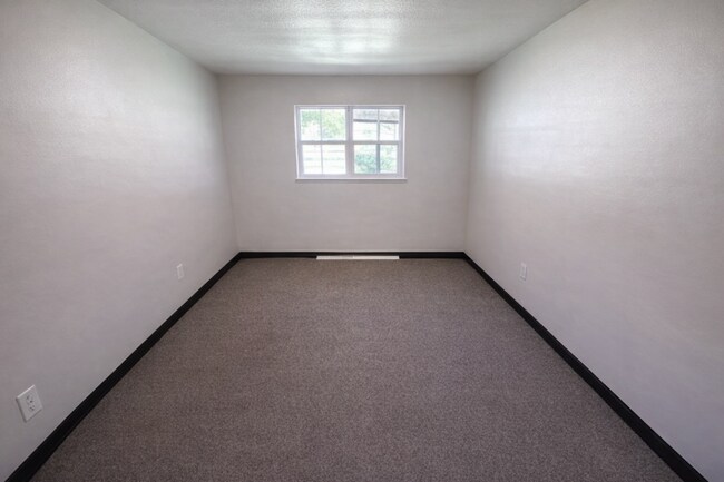 Foto del edificio - 510 E Pittsburgh McKeesport Blvd