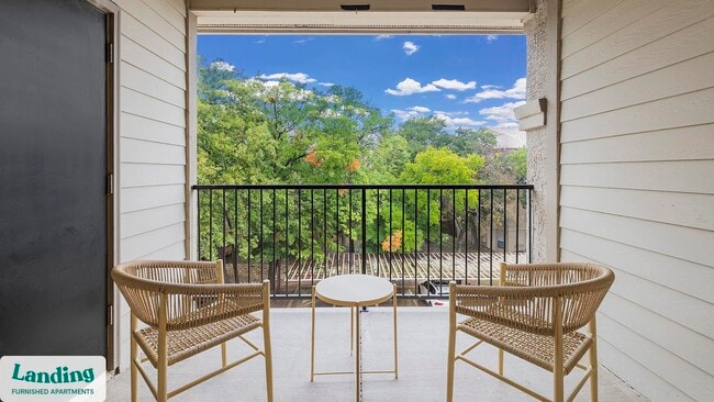 Building Photo - 165 Forestbrook Dr