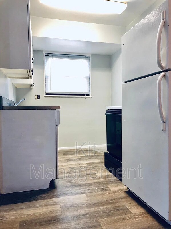 Building Photo - 3473 Brigham St