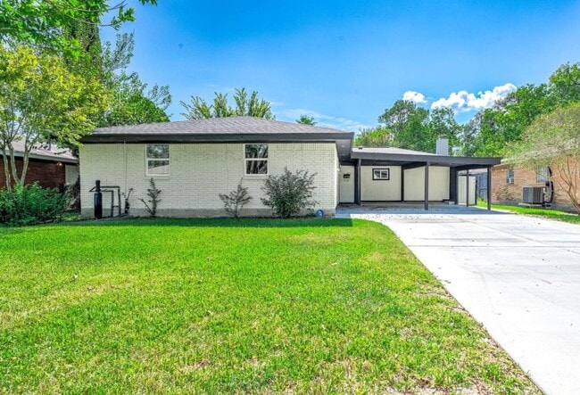 Building Photo - 2113 21st Ave N