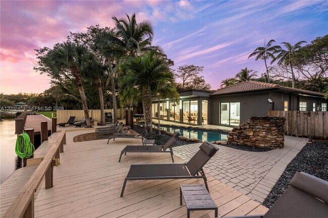 Foto del edificio - 1030 SW 14th Terrace