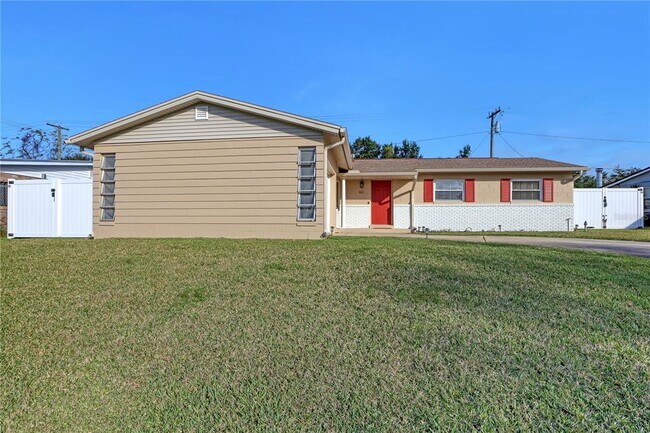 Foto del edificio - 611 Clarewood Blvd