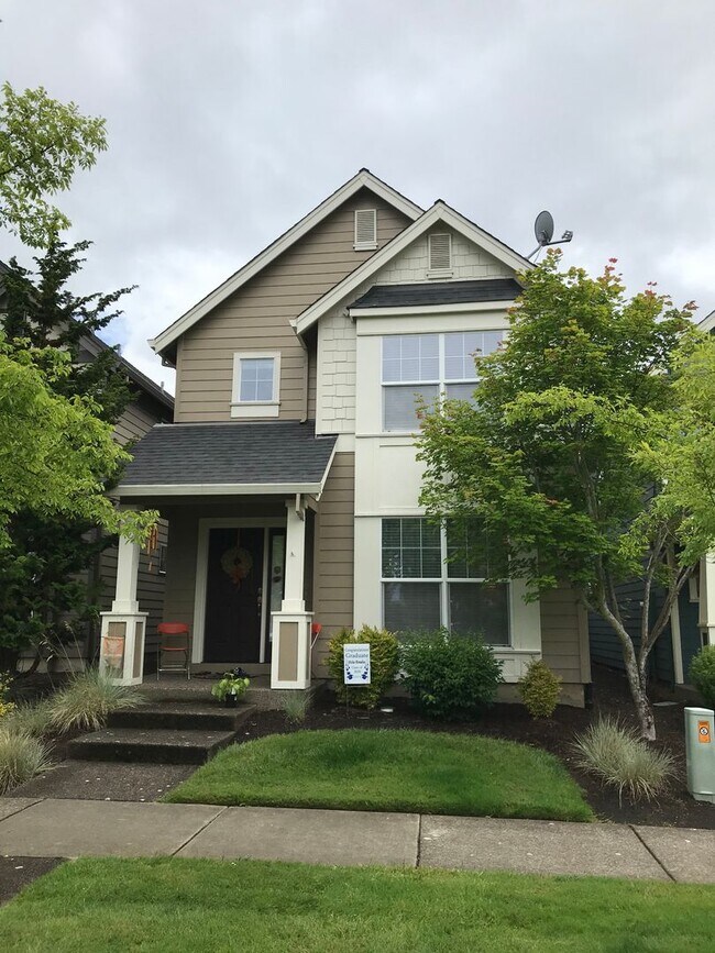 Building Photo - Beautiful 3 Bedroom 2.5 Bath Home In Willa...
