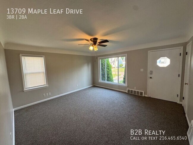 Foto del edificio - 13709 Maple Leaf Dr