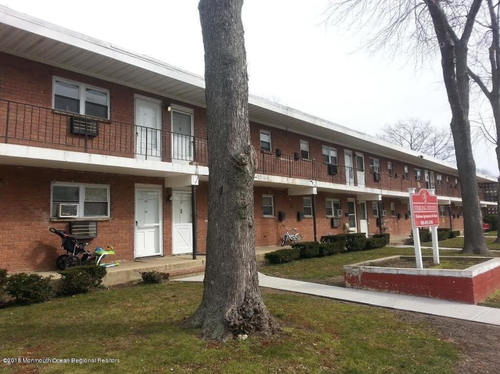 Primary Photo - 135 Rockwell Ave