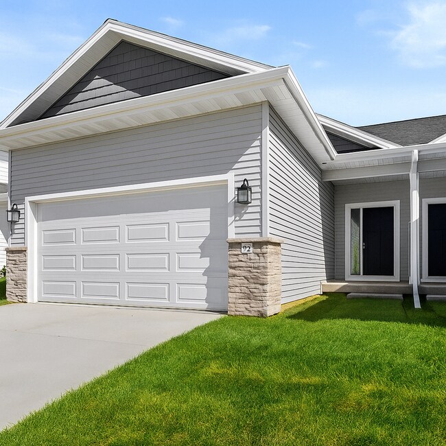 Building Photo - Townhouse for Rent