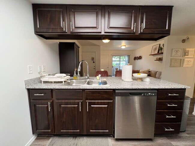 Building Photo - 9540 S Brandy Spring Ln