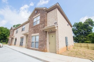 Building Photo - 406 W Matthews Ave