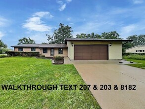 Building Photo - 16301 Sherwood Dr
