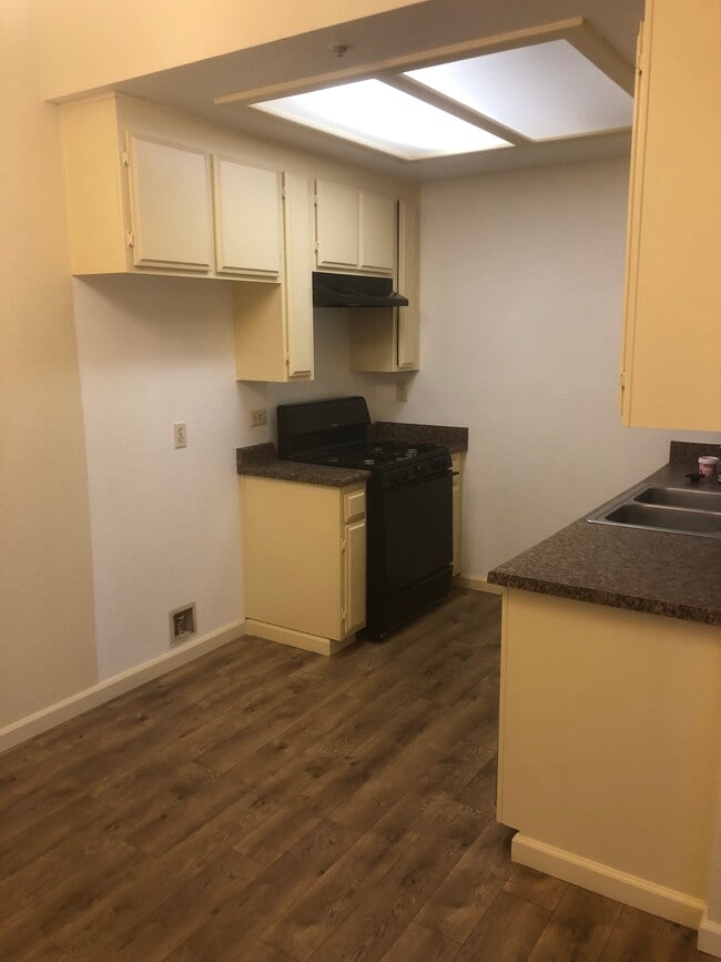 Foto del edificio - 8715 Ramsgate Ave