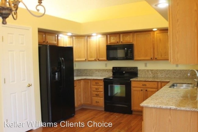 Building Photo - 4 br, 4 bath House - 6992 Cabriolet Drive