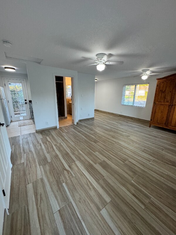 Building Photo - 145 Walnut Ln