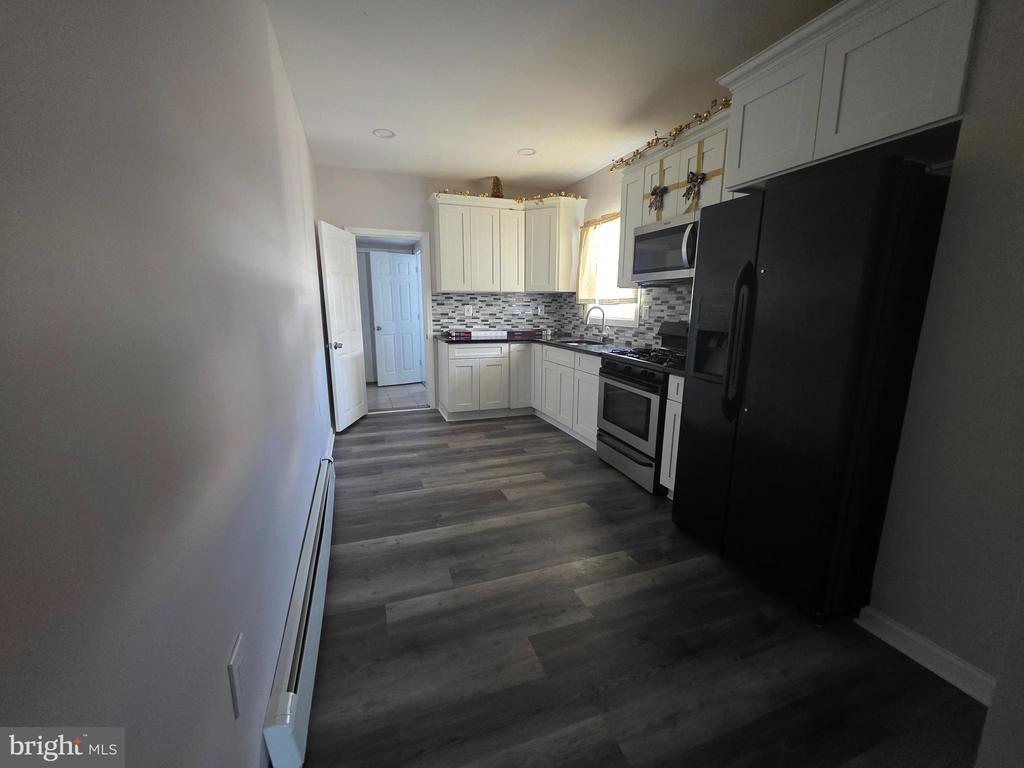 Foto principal - 305 Lafayette Ave