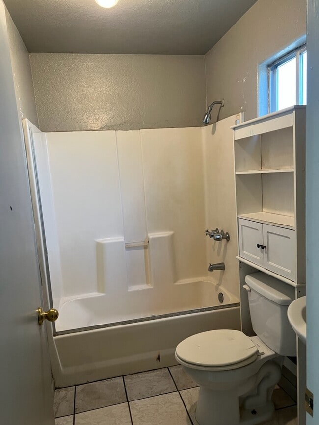 Building Photo - 329 W Wilson St