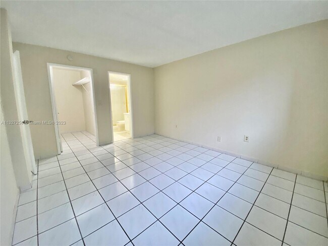 Building Photo - 8004 SW 149th Ave